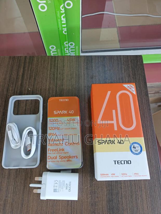 New Tecno Spark 40 128 GB Gray