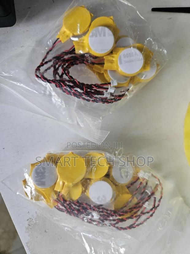 Wired Cmos Battery for Laptops photo 3