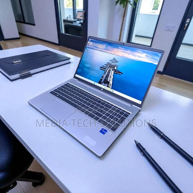 Laptop HP ProBook 650 G8 16GB Intel Core i7 SSD 512GB