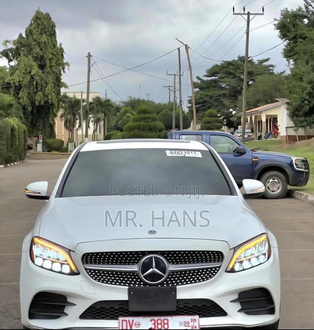 Mercedes-Benz C300 2019 White