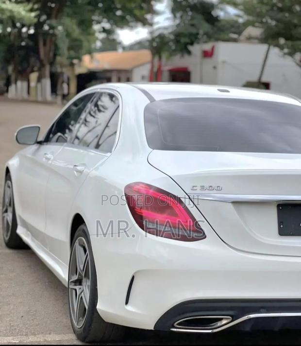 Mercedes-Benz C300 2019 White