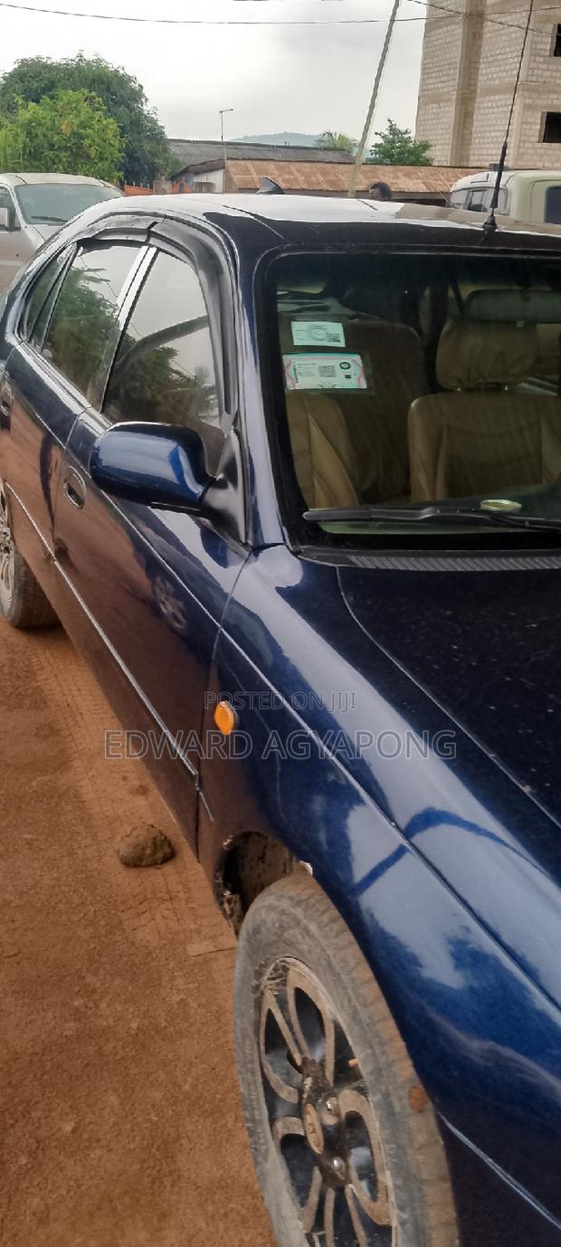 Toyota Corolla Hatchback 2000 Blue