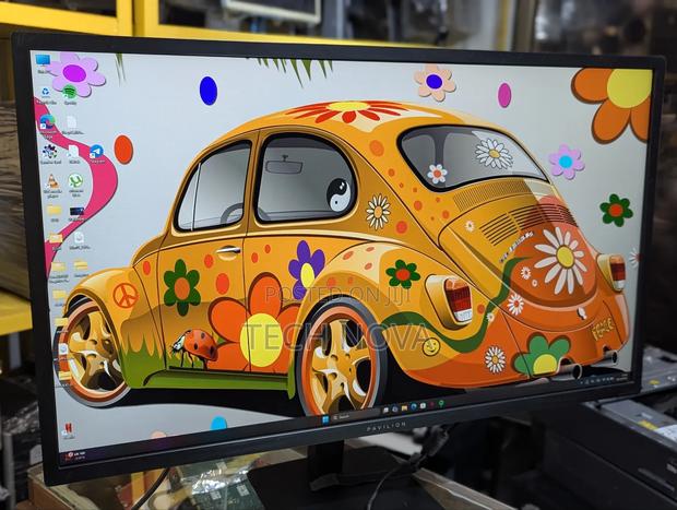 Hp Pavilion 32q 32" 2560x1440 Resolution Led LCD Monitor photo 3
