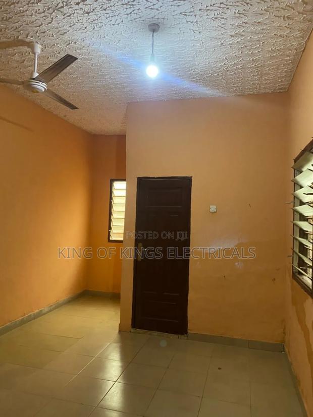 Furnished 1bdrm Apartment in Adenta for rent photo 6