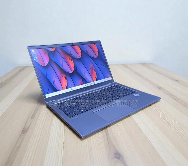 Laptop HP ZBook Firefly 14 G7 16GB Intel Core i7 SSD 512GB