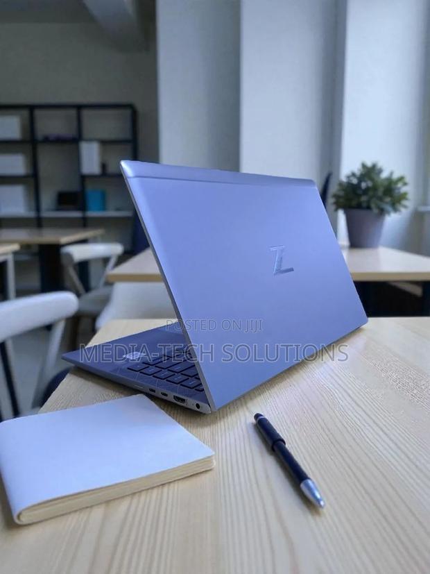 Laptop HP ZBook Firefly 14 G7 16GB Intel Core i7 SSD 512GB photo 4