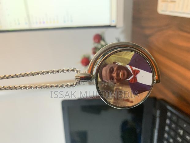 Customize Pendant Necklace · Photo 4