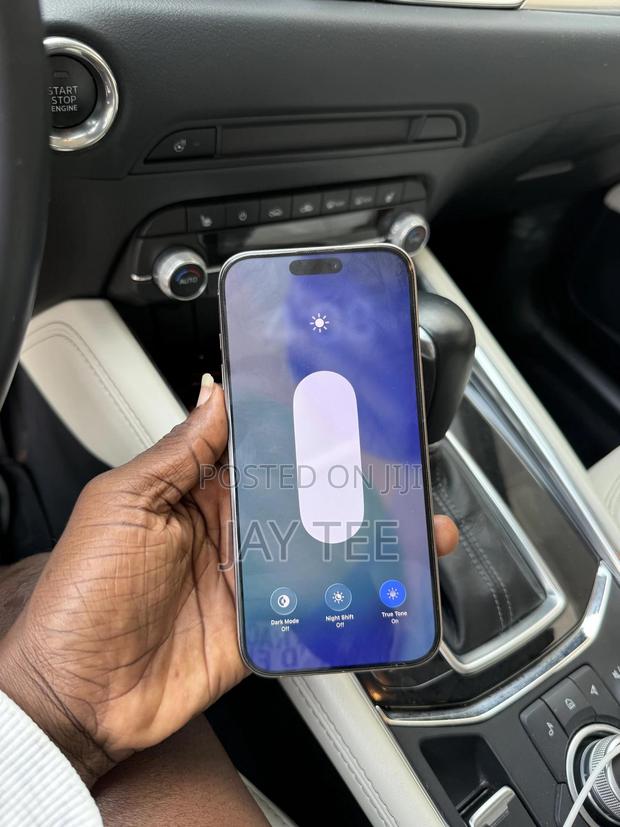 Apple iPhone 16 Pro Max 1 TB Gold