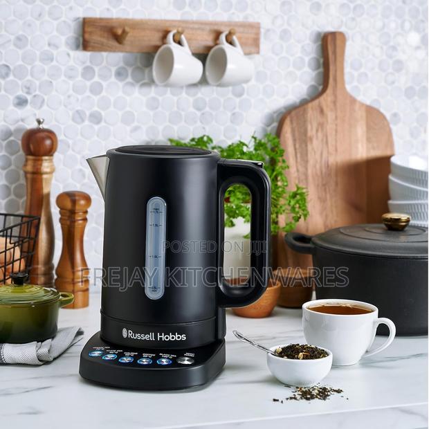 Russell Hobbs Addison Digital Kettle