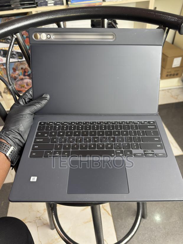 Original Tab S8ultra/S9ultra Samsung Keyboard photo 2