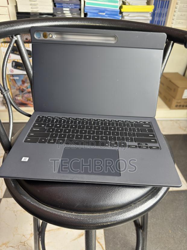 Original Tab S8ultra/S9ultra Samsung Keyboard photo 3