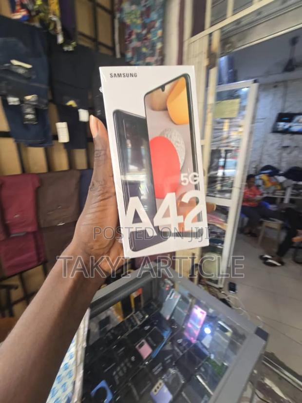New Samsung Galaxy A42 5G 128 GB Black · Photo 3