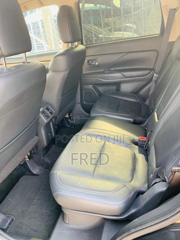 Mitsubishi Outlander SEL FWD 2020 Black