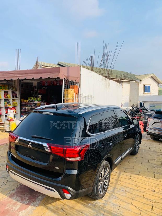 Mitsubishi Outlander SEL FWD 2020 Black