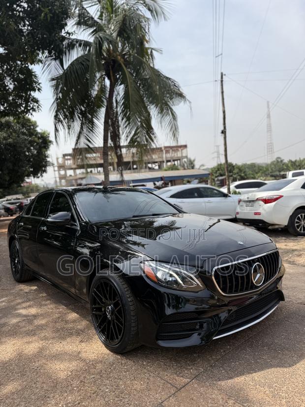 Mercedes-Benz E300 2019 Black