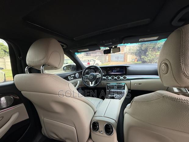 Mercedes-Benz E300 2019 Black