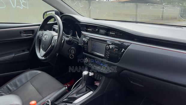 Toyota Corolla S Plus 4dr Sedan (1.8L 4cyl CVT) 2016 Gray