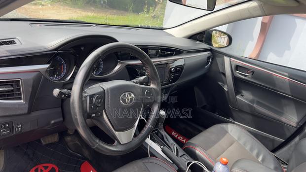 Toyota Corolla S Plus 4dr Sedan (1.8L 4cyl CVT) 2016 Gray