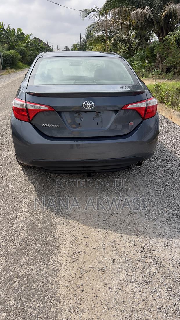Toyota Corolla S Plus 4dr Sedan (1.8L 4cyl CVT) 2016 Gray