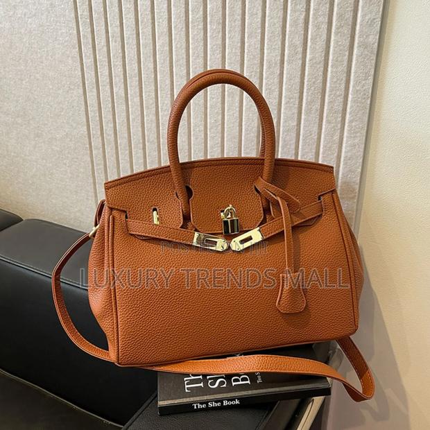Classic Birkin-Inspired Leather Handbag photo 2