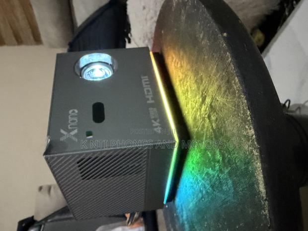 Smart Projector for All Events photo 5