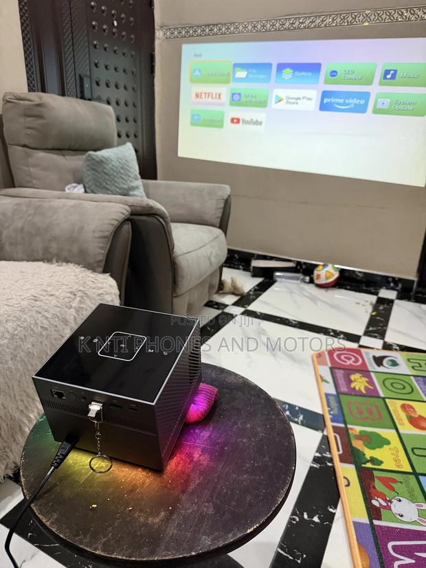 Smart Projector for All Events photo 4