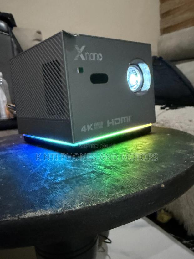 Smart Projector for All Events photo 2