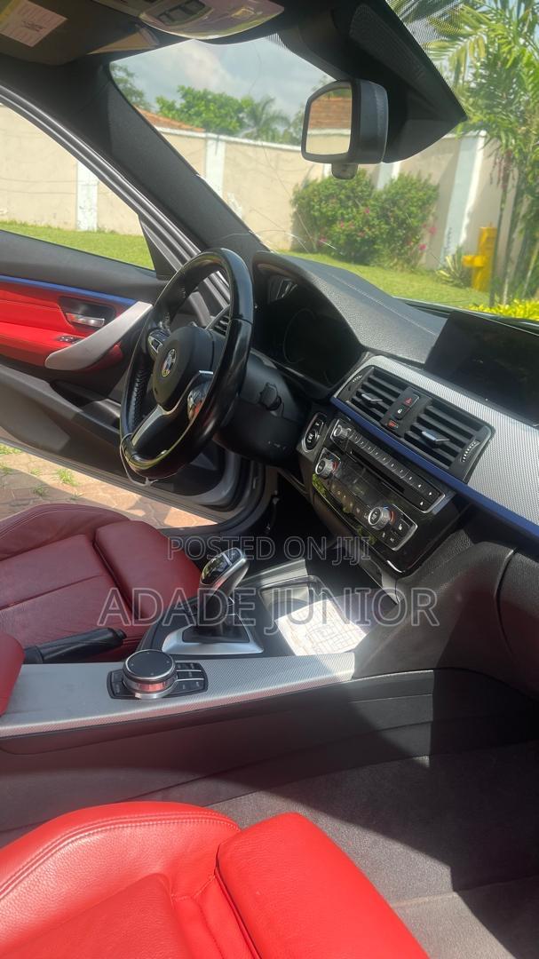 BMW 3 Series 330xi AWD 2018 Silver