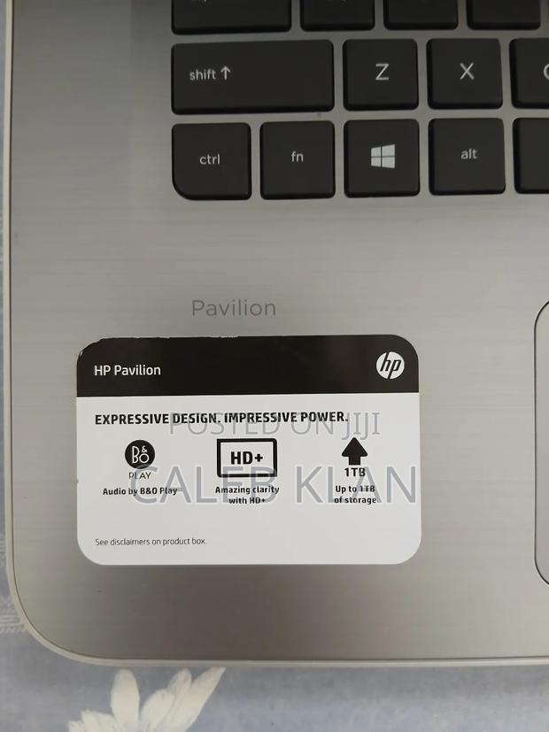 Laptop HP Pavilion 10 4GB Intel Core I3 HDD 1T photo 3