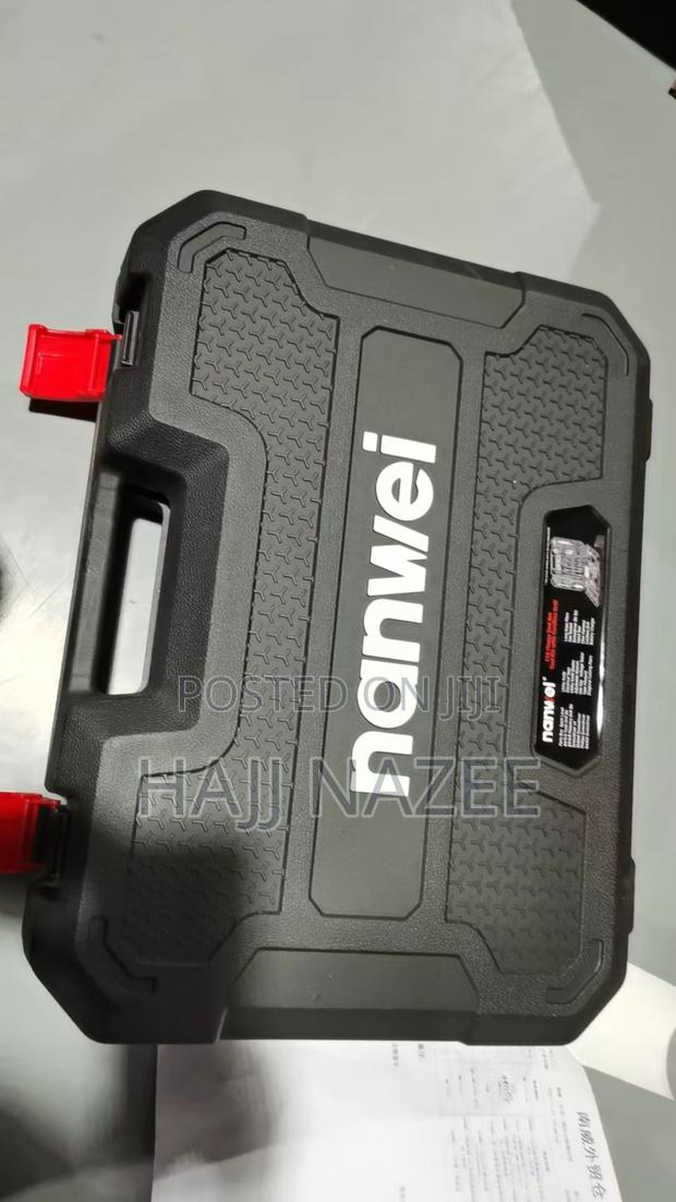 Chargeable Drilling Machine photo 2