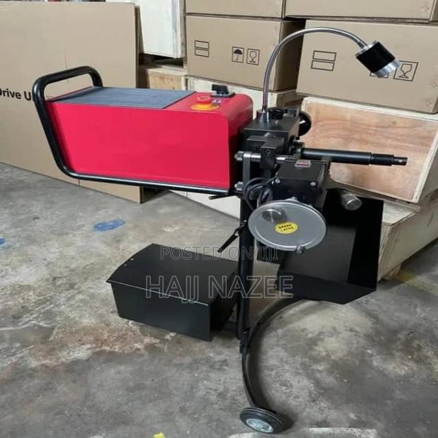 Brake Disc Resurfacing Machine/Brake Disc Lathe Machine photo 3