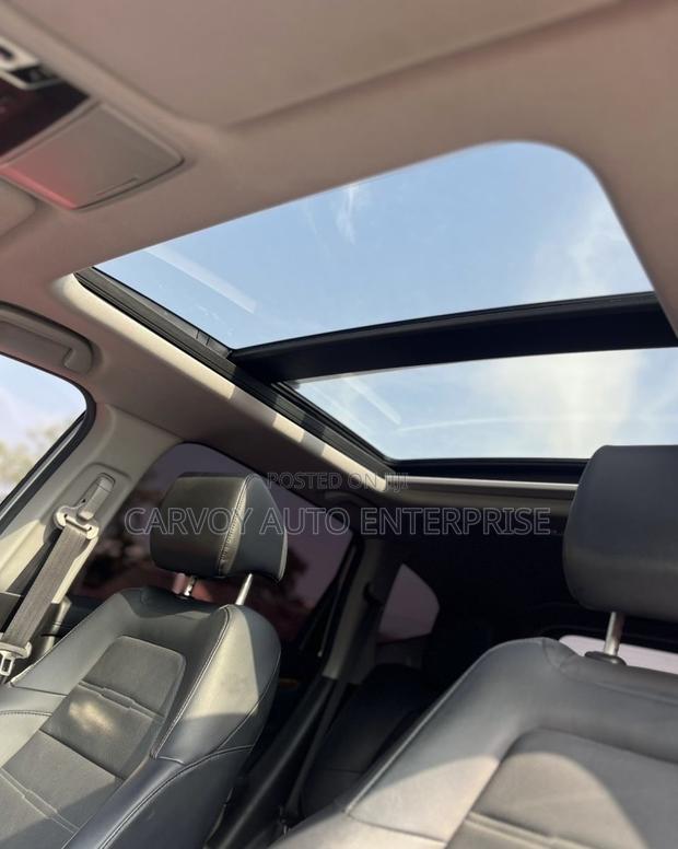 Honda CR-V Touring 2022 Blue