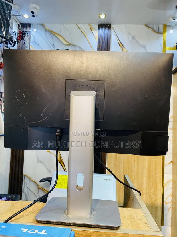 Dell Professional Monitor photo 4