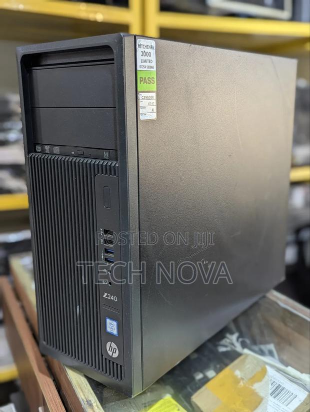 Desktop Computer HP Z240 16GB Nvidia SSD 256GB photo 3