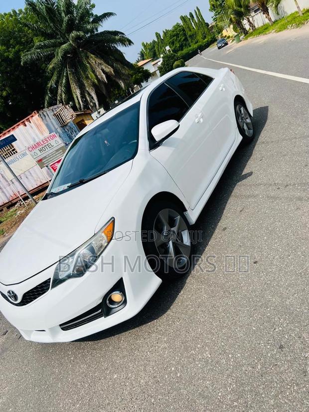 Toyota Camry 2014 White