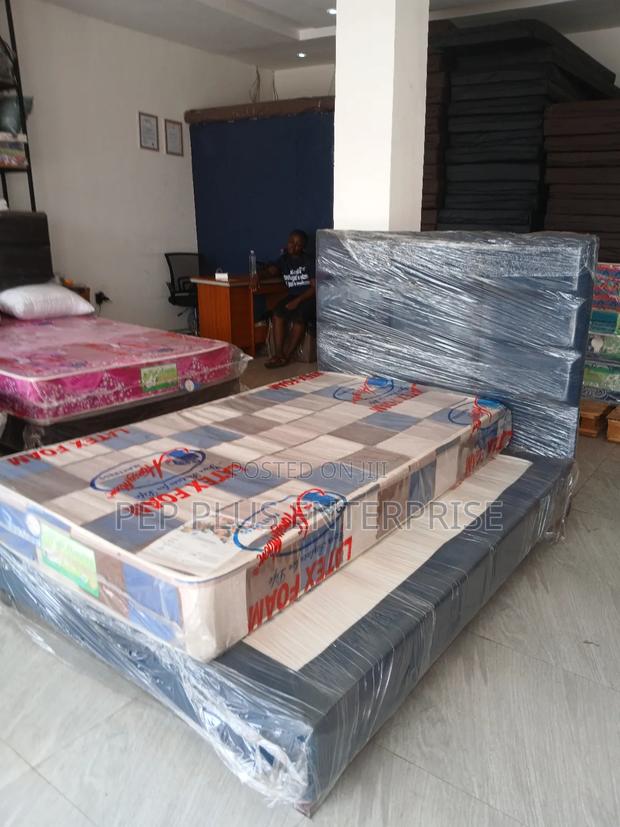 8" High Density One and Half Mattress photo 5