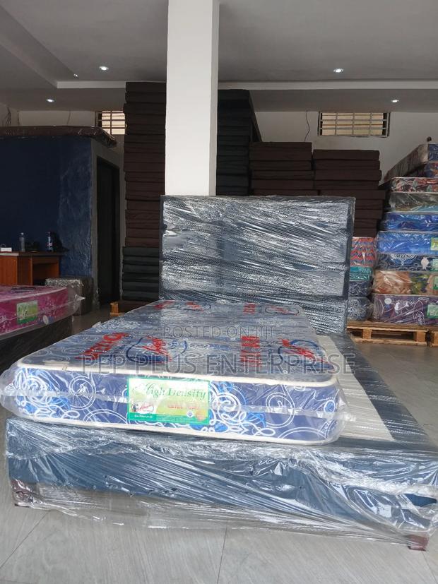 7" High Density One and Half Mattress photo 2