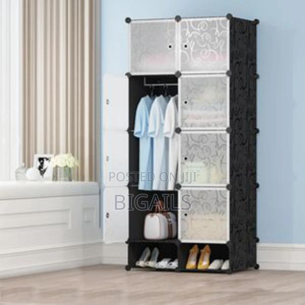8 Cube Wardrobe