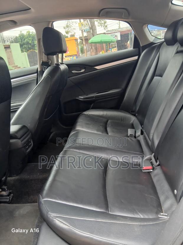 Honda Civic Touring 4dr Sedan (1.5L 4cyl) 2016 Black