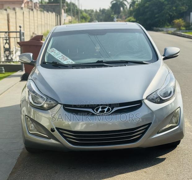 Hyundai Elantra Limited 4dr Sedan (1.8L 4cyl 6A) 2015 Gray
