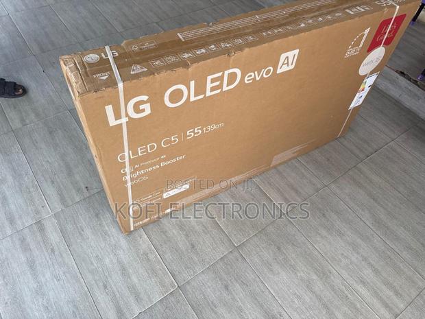 Lg Oled Evo Ai 55” Bold, Sharp, Spectacular Display · Photo 3