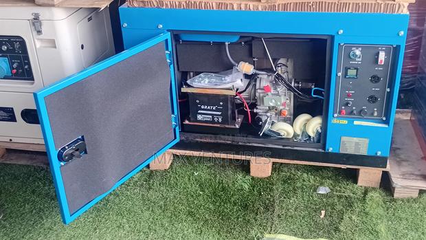 Perkins 15kva Diesel Generator With Smart Power Control · Photo 2