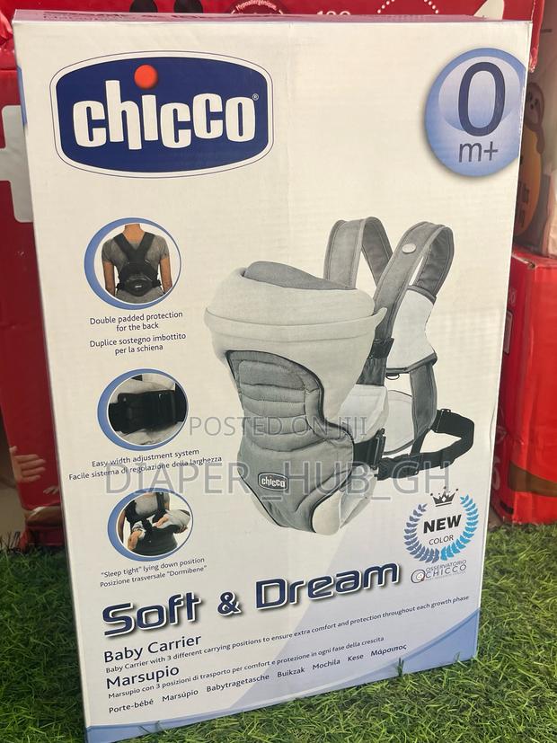 Chicco Soft and Dream Baby Carrier With 3 Carry Positions · Photo 2