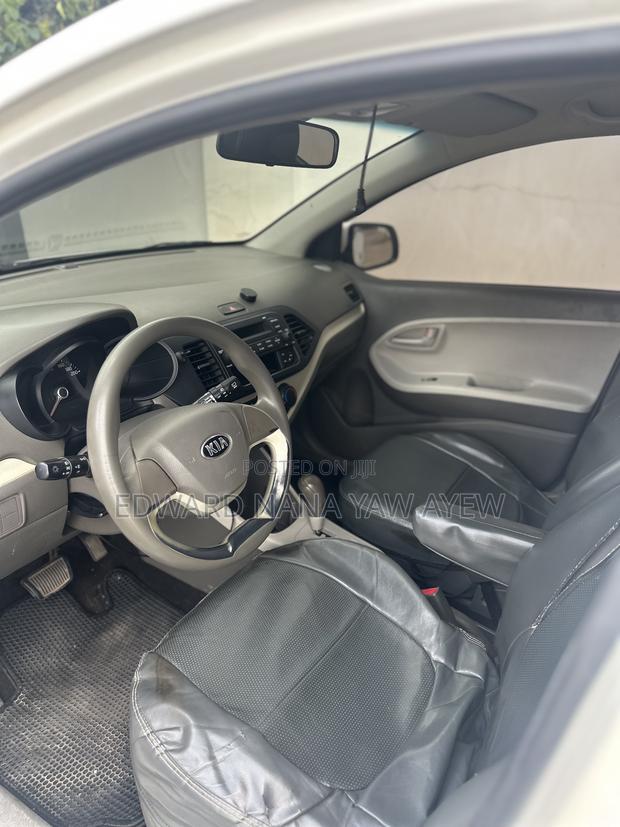 Kia Morning 2012 White