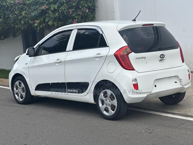 Kia Morning 2012 White