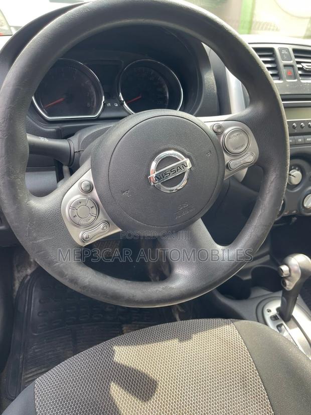 Nissan Versa 2014 Silver