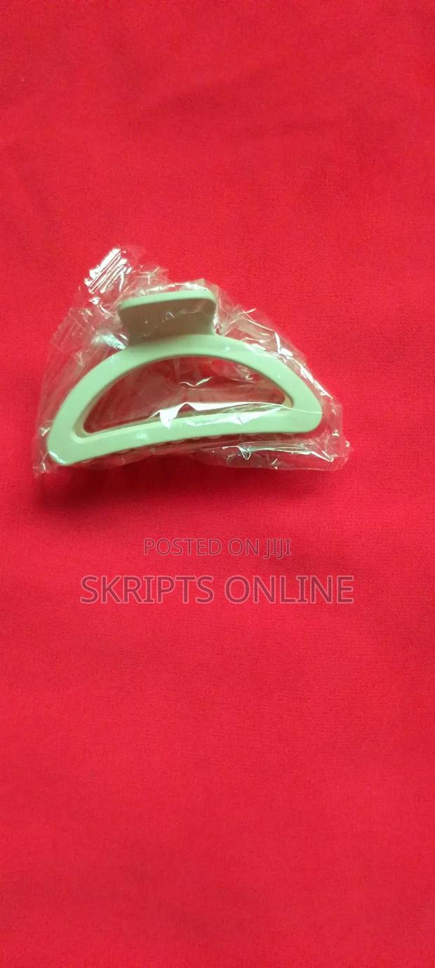 Plastic Hair Clips for Sale photo 4