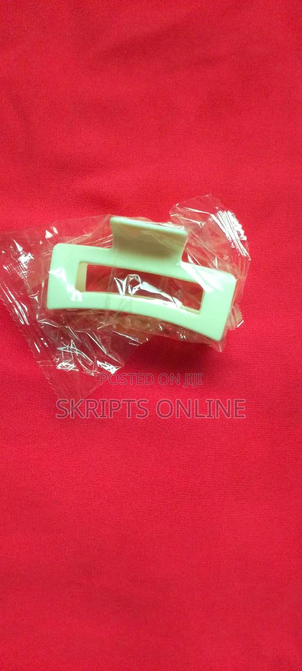 Plastic Hair Clips for Sale photo 5