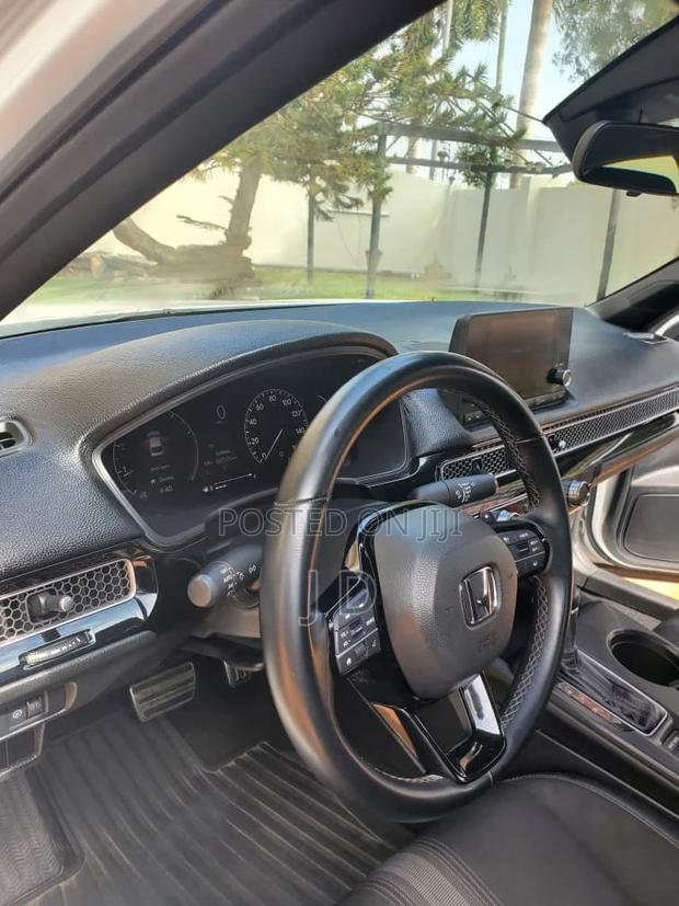 Honda Civic Sport 2022 White