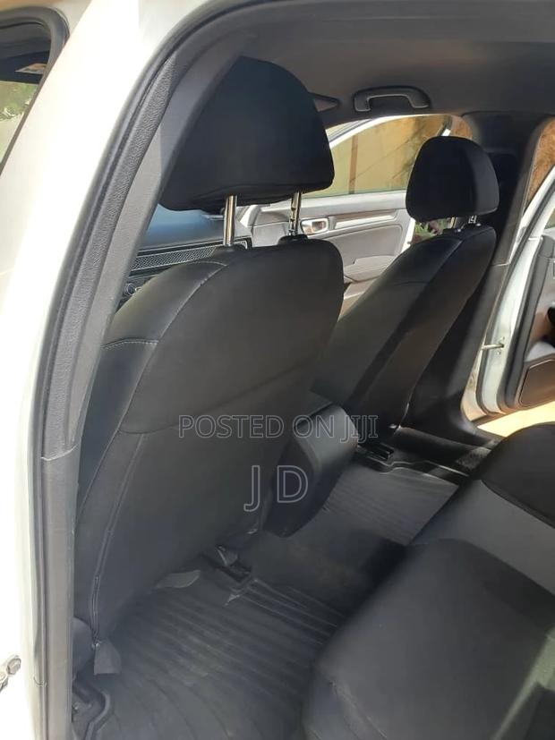 Honda Civic Sport 2022 White